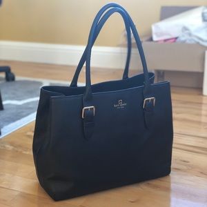 Kate Spade - Large leather shoulder bag! ⚫️♠️